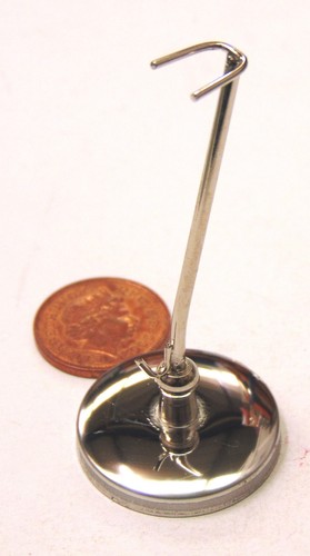 Dolls house metal flute - metal,